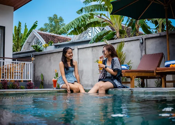 Nusa Dewata Toyapakeh