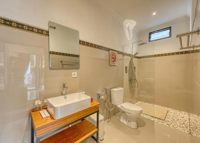 Guest house Nusa Dewata 4*